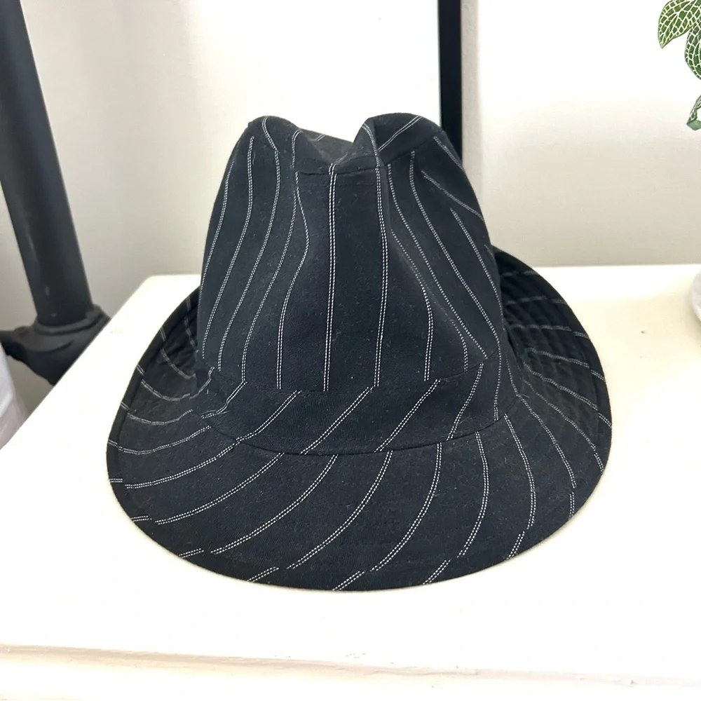 Peter Grimm Cotton Blend Pinstripe Fedora. Size S/M.